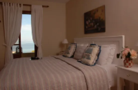 Amboula Beach Apartments