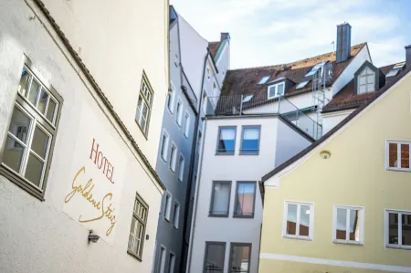 Hotel Goldene Steig Отели в г. Кемптен