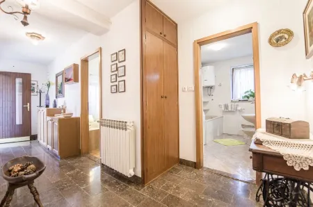 Holiday Home Villa Spilla Отели в г. Остров Брач