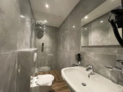 เฮชทรีโรงแรมรอตเตอร์ดัมซิตี้เซ็นเตอร์ โรงแรมในรอตเตอร์ดัม