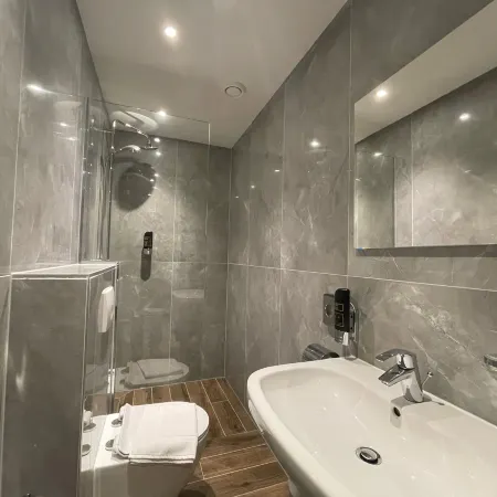 H3 Hotel Rotterdam City Center Отели рядом с достопримечательностью «Файенорд»