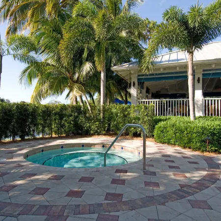Trianon Bonita Bay Hotel