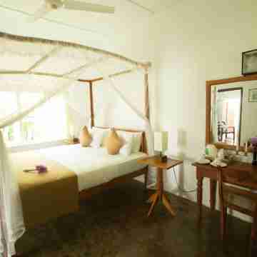 Thalpe Walawwa Heritage Villa with Private Beach Access Rooms