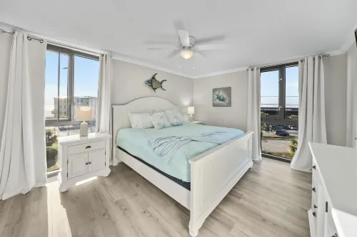 Coastal Tides at Enclave 403a Hotels in Destin