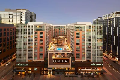 Sentral Union Station Hotels in Денвер