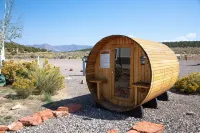トレイル アンド ヒッチ タイニー ホーム ホテル アンド RV