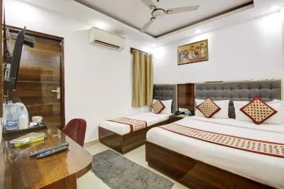 Hotel Dreamland DX-5 Mints Walk from New Delhi Railways Station Hotels in 