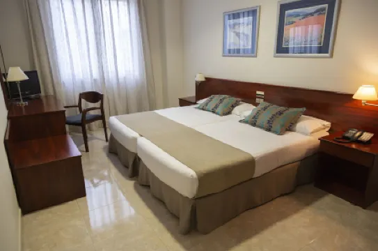 Hotel Checkin Valencia Ciscar