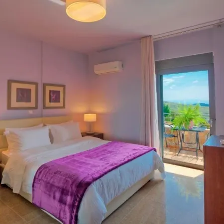 Marini Luxury Apartments and Suites