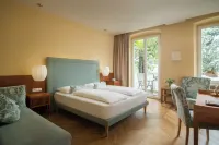 Villa Bavaria فنادق في ميرانو