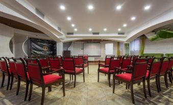 Kiparis Hotel
