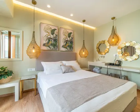 Antonia Hotel Hotels in Santorini