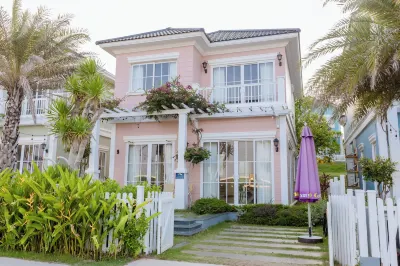 Nova Oasis Villas Sea View Phan Thiet Hotell i Tiến Thành