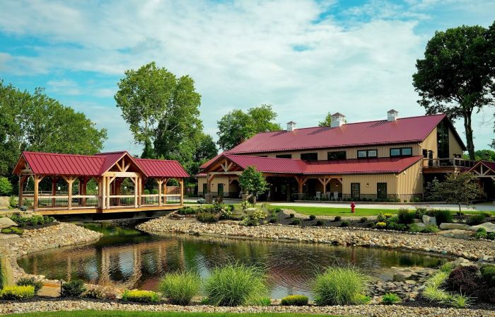 Tall Oaks Resort