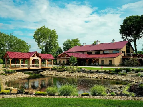 Tall Oaks Resort Hotels in Willoughby