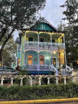 Peace & Plenty Inn Bed and Breakfast Downtown St Augustine-Adults Only Hotels near Ponce de Leon's Fountain of Youth Archaeological Park