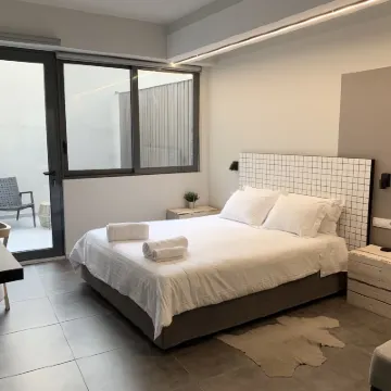 M17 Studios & Suites in the Heart of Athens Hoteles cerca de Hefestión