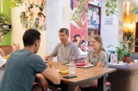 Home Youth Hostel by Feetup Hostels