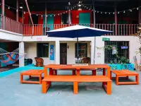 Blue Iguana Hotels in Samara