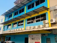 Dkost Homestay Nagoya Hotels in Batu Ampar