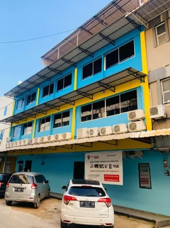 Dkost Homestay Nagoya Отели рядом с достопримечательностью «THE SPA SECRET»