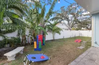 Jacks Blue Haven- 3/2 Heated Pool, Game Room & Close to Gulf Beaches!!