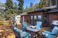 Star Gaze | Majestic Views | Fun Hotels in Crestline