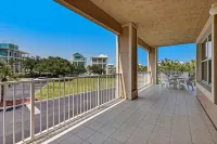 Amelia Island Spacious 3 Bedroom w/ Private Garage