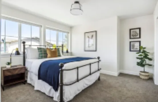 Spacious Haven with Pool Table and Outdoor Patio - Modern Serenity Hotels in Stapleton