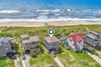 Oceanfront home with 2-tier deck, beach access & sunrise views - 2 dogs welcome
