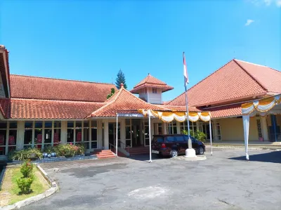 Wisma Colomadu Hotel dekat Sapardi Lele