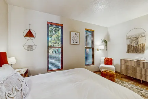 Serenity at Seventh Mountain Hotels in Deschutes River Woods