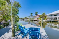 Heated Pool, Tiki Bar and Golf Cart Included - Luxurious Oasis Hotels in Anna Maria
