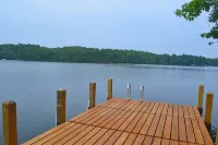 Blue Lake Cottage - Pet Friendly Rental Hotels in Minocqua