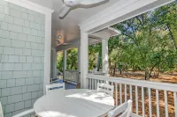 Screened Porch and Dual Golf Carts - Stunning Golf Course Haven