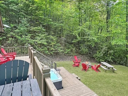 Deal's Gap, Cherohala, NOC, Tsali, Fontana Or Harrah's -- All Within Reach