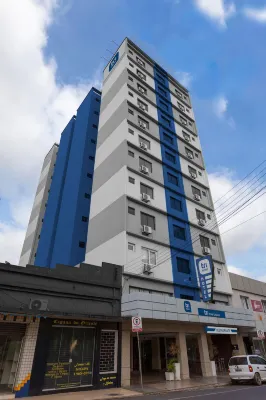 Tri Hotel Criciúma Các khách sạn gần Praça Nereu Ramos