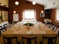 Hotel Rey Arturo Burgos Hotels in Villagonzalo Pedernales
