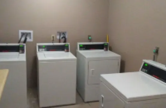 Tranquil Retreat - WiFi, Bike Trail, Peaceful Surroundings