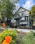 Seattle’s spacious new 2 BR apartment Hotels in ballard