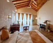 Mohini's Lakeview Cottages Hotels in Bhim Tal