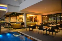 Oasis Otel - Bergblick