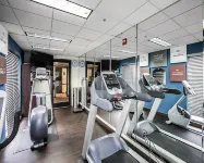 컴포트 스위트 노스웨스트 레이크라인