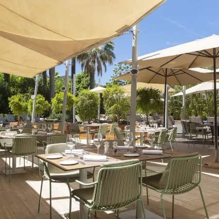 Aimia Hotel