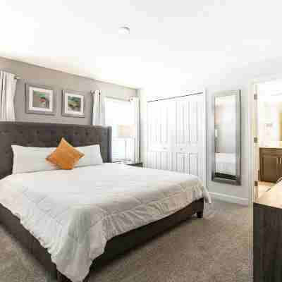 8957Sid-The Retreat at ChampionsGate Rooms