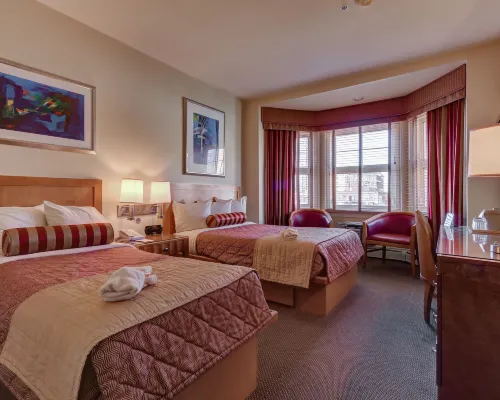 Alexander Inn Hotels near Reading Terminal Market