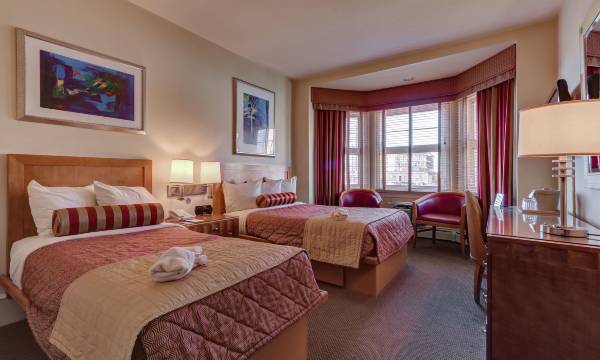 Alexander Inn