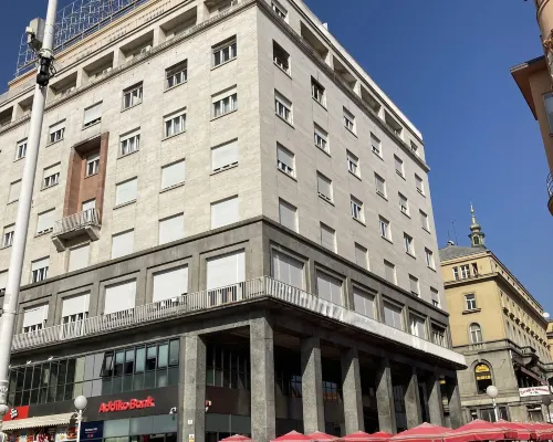 بد آند بريكفاست سكاي Hotels near منتزه آرت