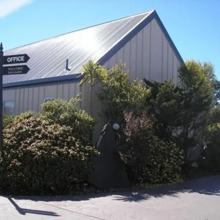 Jade Court Motel