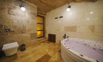 Kayra Cave Suites